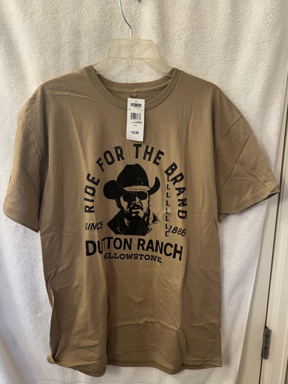 New Mens Yellowstone Dutton Ranch Ride For The Brand Size L Tan T-Shirt NWT Rip